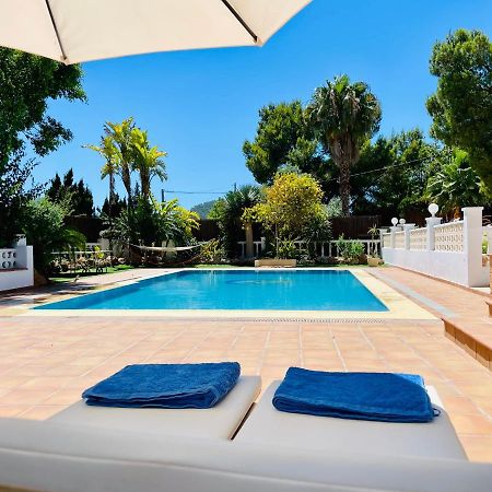 Villa Con Piscina Gigante Sant Francesc de s'Estany ภายนอก รูปภาพ