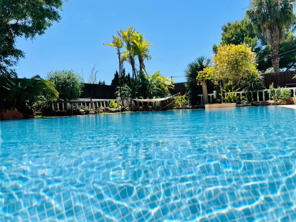 Villa Con Piscina Gigante Sant Francesc de s'Estany ภายนอก รูปภาพ