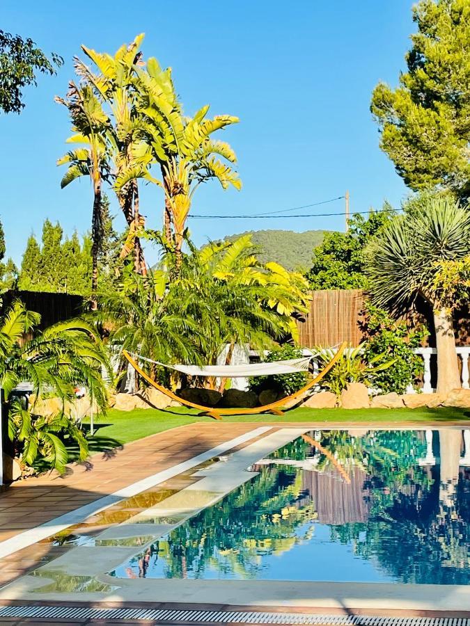 Villa Con Piscina Gigante Sant Francesc de s'Estany ภายนอก รูปภาพ