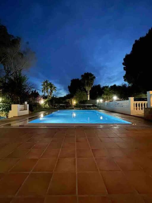 Villa Con Piscina Gigante Sant Francesc de s'Estany ภายนอก รูปภาพ