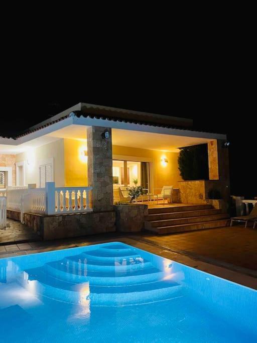 Villa Con Piscina Gigante Sant Francesc de s'Estany ภายนอก รูปภาพ