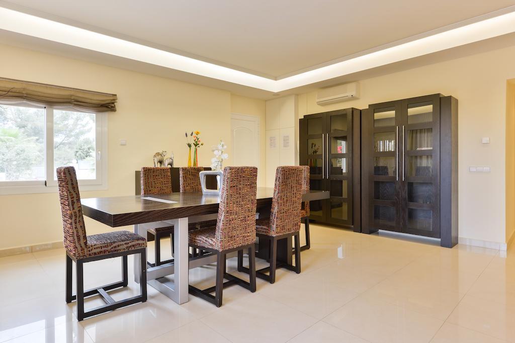 Villa Con Piscina Gigante Sant Francesc de s'Estany ห้อง รูปภาพ